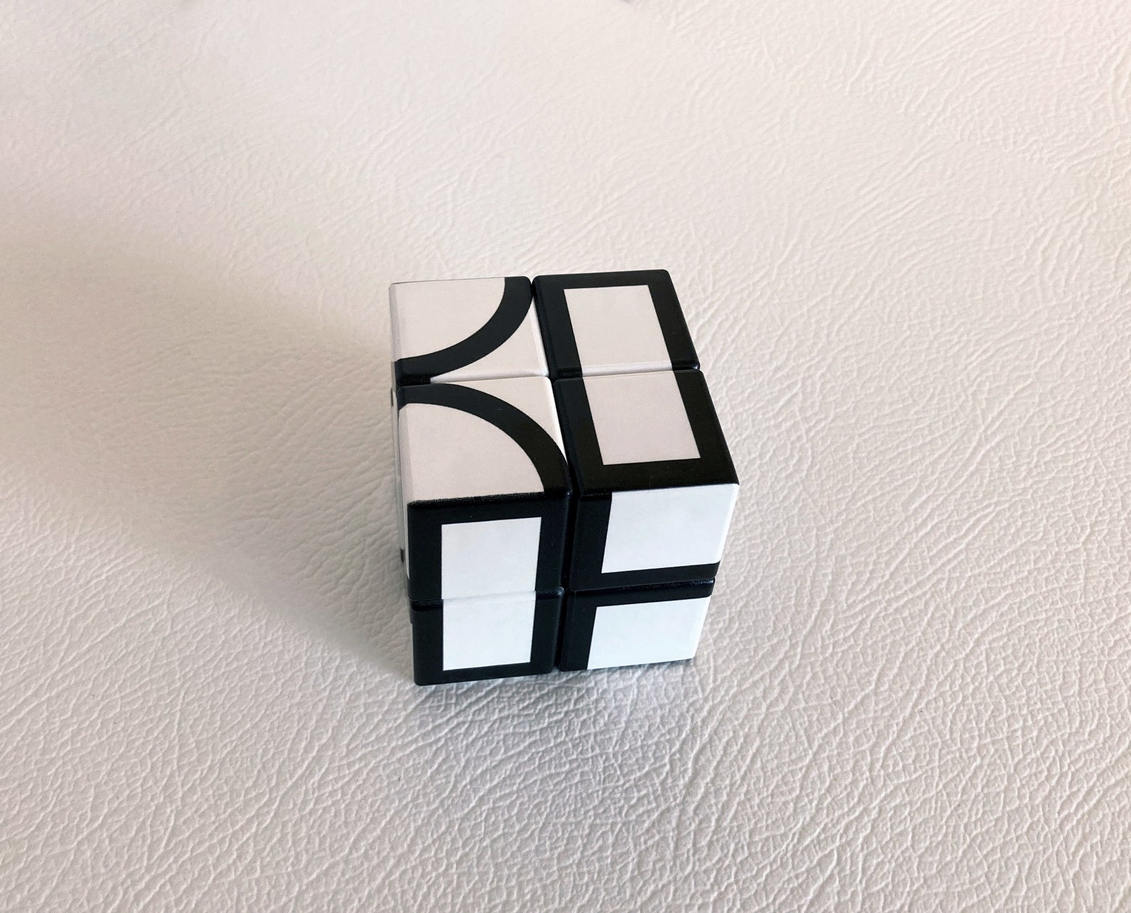 de–design cube